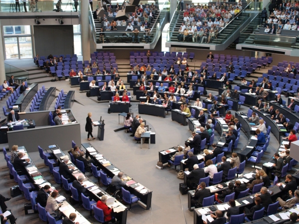 Bundestagssitzung im Plenarsaal des Reichstags, dts Nachrichtenagentur