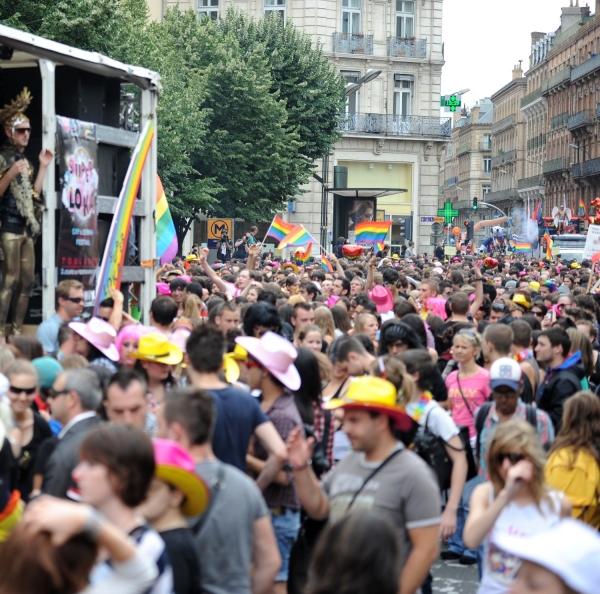 Gay Pride-Umzug, Guillaume Paumier, Lizenz: dts-news.de/cc-by