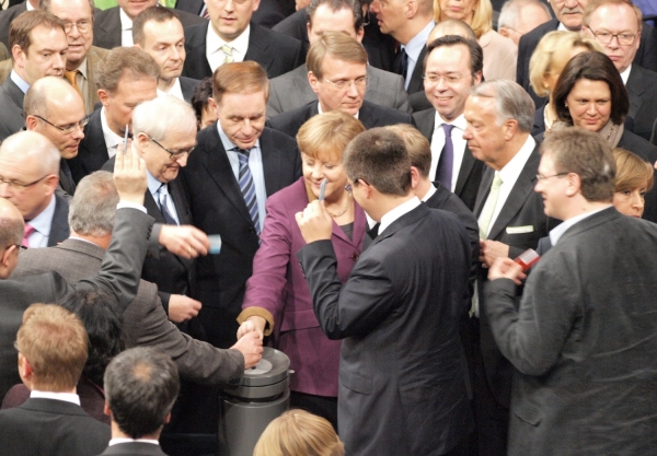 Bundestag entscheidet über Euro-Rettungsschirm, dts Nachrichtenagentur