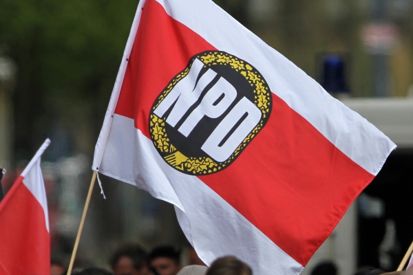 NPD-Fahne, über dts Nachrichtenagentur
