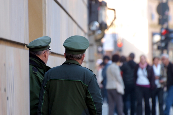 Deutsche Polizisten vor der britischen Botschaft in Berlin, über dts Nachrichtenagentur