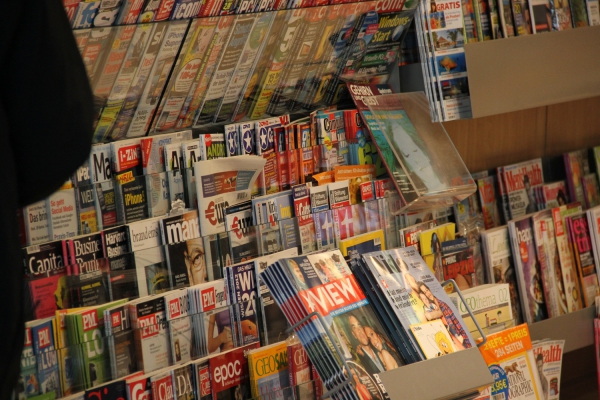 Zeitschriften an einem Kiosk, über dts Nachrichtenagentur
