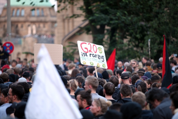 Anti-G20-Protest in Hamburg , über dts Nachrichtenagentur