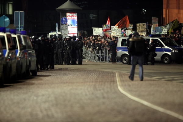 Sächsische Polizei bei Demo, über dts Nachrichtenagentur