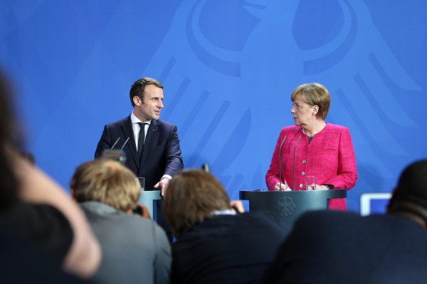 Emmanuel Macron und Angela Merkel, über dts Nachrichtenagentur