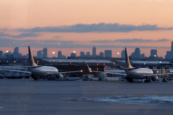 Flugzeuge am Flughafen Newark bei New York, über dts Nachrichtenagentur