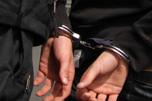 Foto: Festnahme mit Handschellen, über dts Nachrichtenagentur