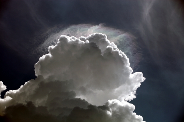 Foto: Wolken und Sonne kurz vor Unwetter, über dts Nachrichtenagentur